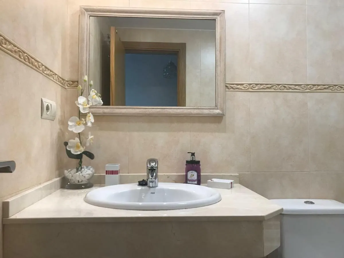 Apartamento Paseo Maritimo Antonio Banderas 말라가 0*,  스페인